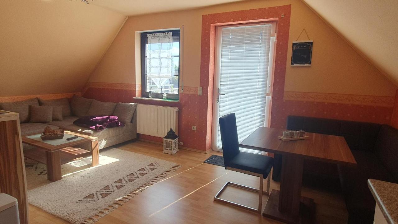 Ferienwohnung Hahnentange 拉奥德芬 外观 照片