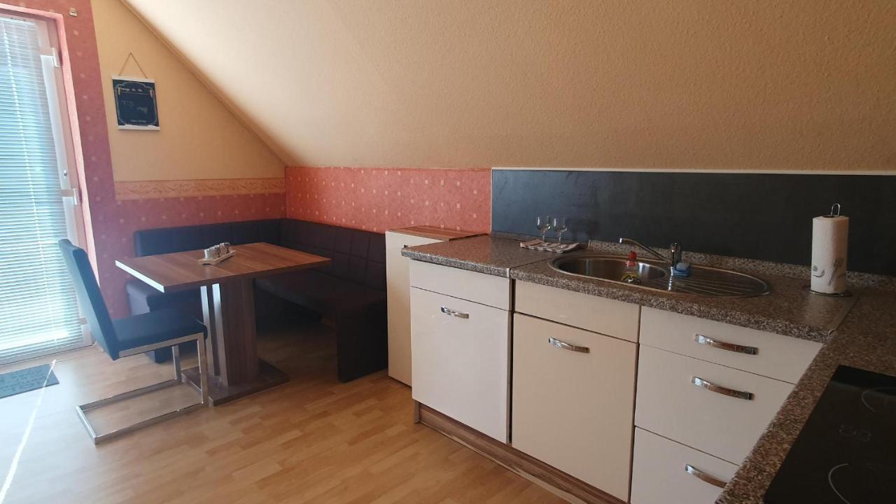 Ferienwohnung Hahnentange 拉奥德芬 外观 照片